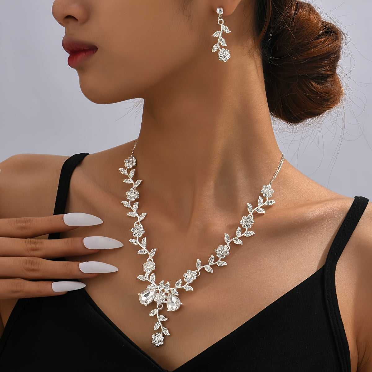 3pcs Earrings Plus Necklace Elegant Jewelry Set Inlaid Sining Zircon Dainty Flower Design Silvery Or Golden Make Your Call Evening Party Decor - Veloxea