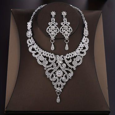 3pcs Earrings + Necklace Elegant Jewelry Set Silver Plated Inlaid Shining Rhinestone Retro Flower Design Match Daily Outfits Party Accessories - Veloxea