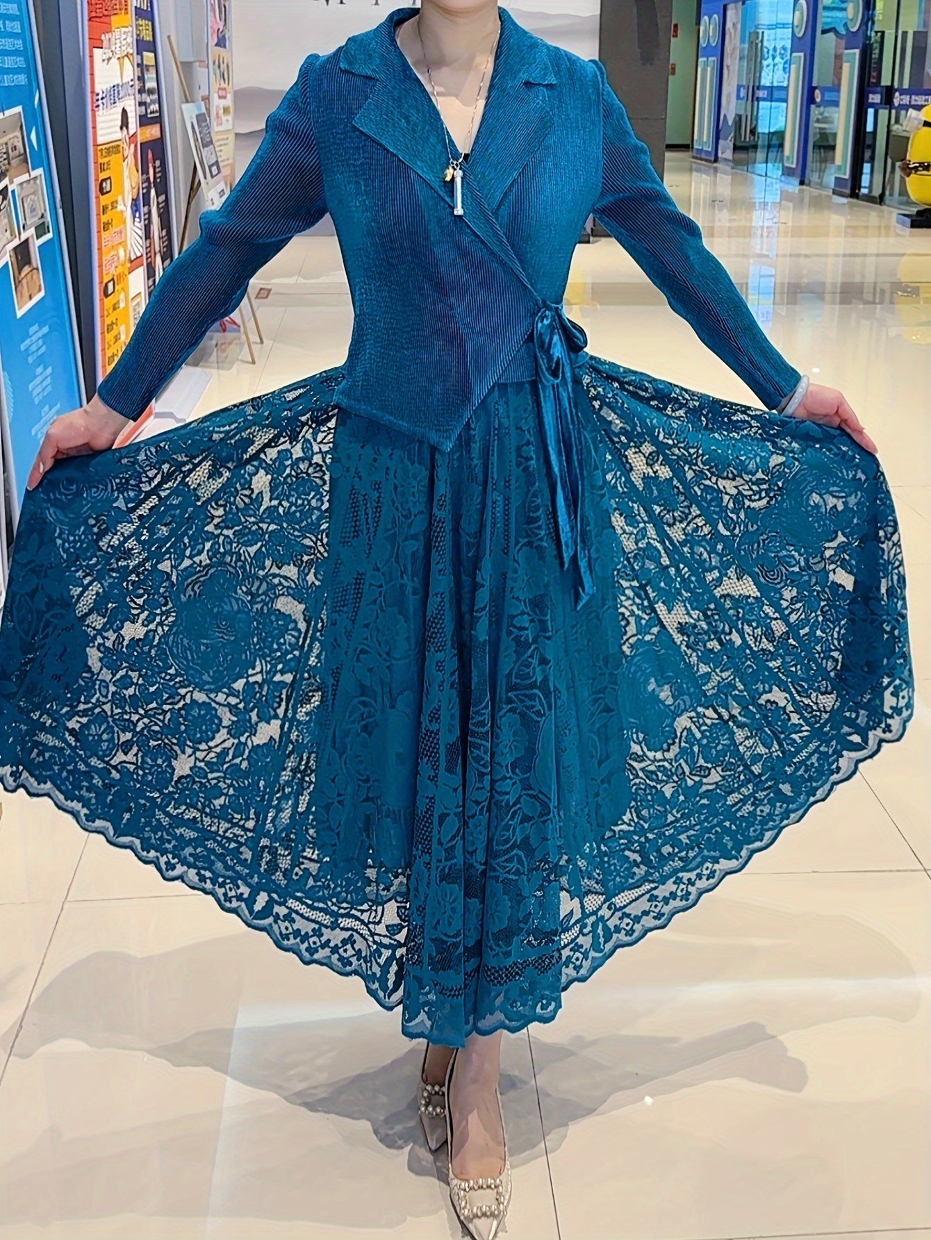Elegant Plus Size Lace Contrast Midi Dress with Lapel Collar and Long Sleeves - High Stretch Polyester Fabric, Flared Hem