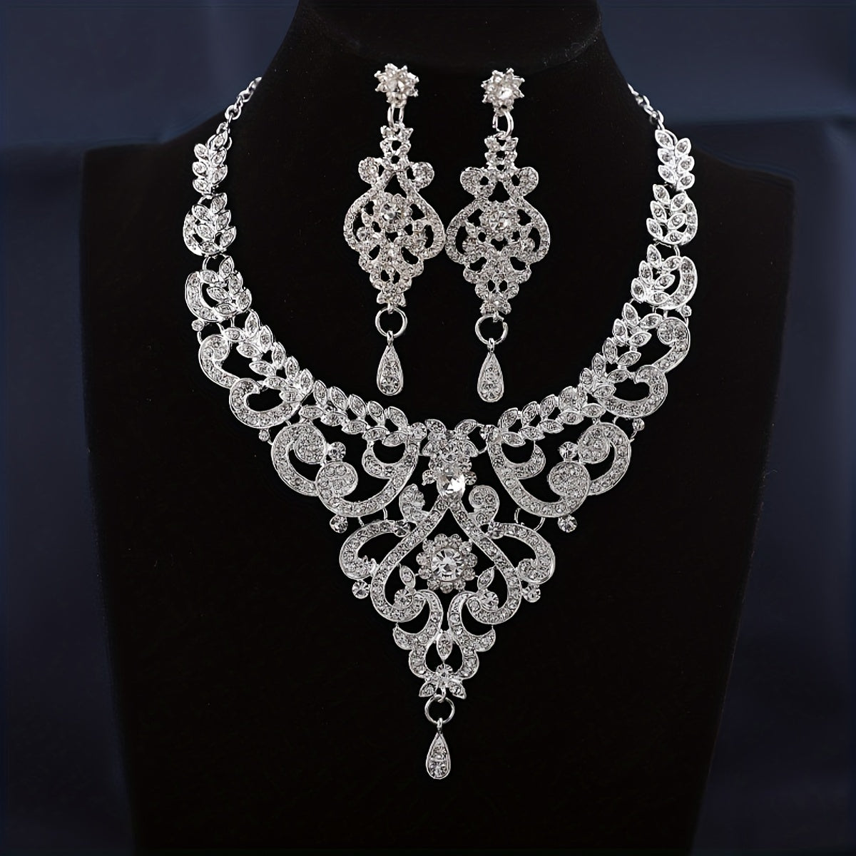 3pcs Earrings + Necklace Elegant Jewelry Set Silver Plated Inlaid Shining Rhinestone Retro Flower Design Match Daily Outfits Party Accessories - Veloxea