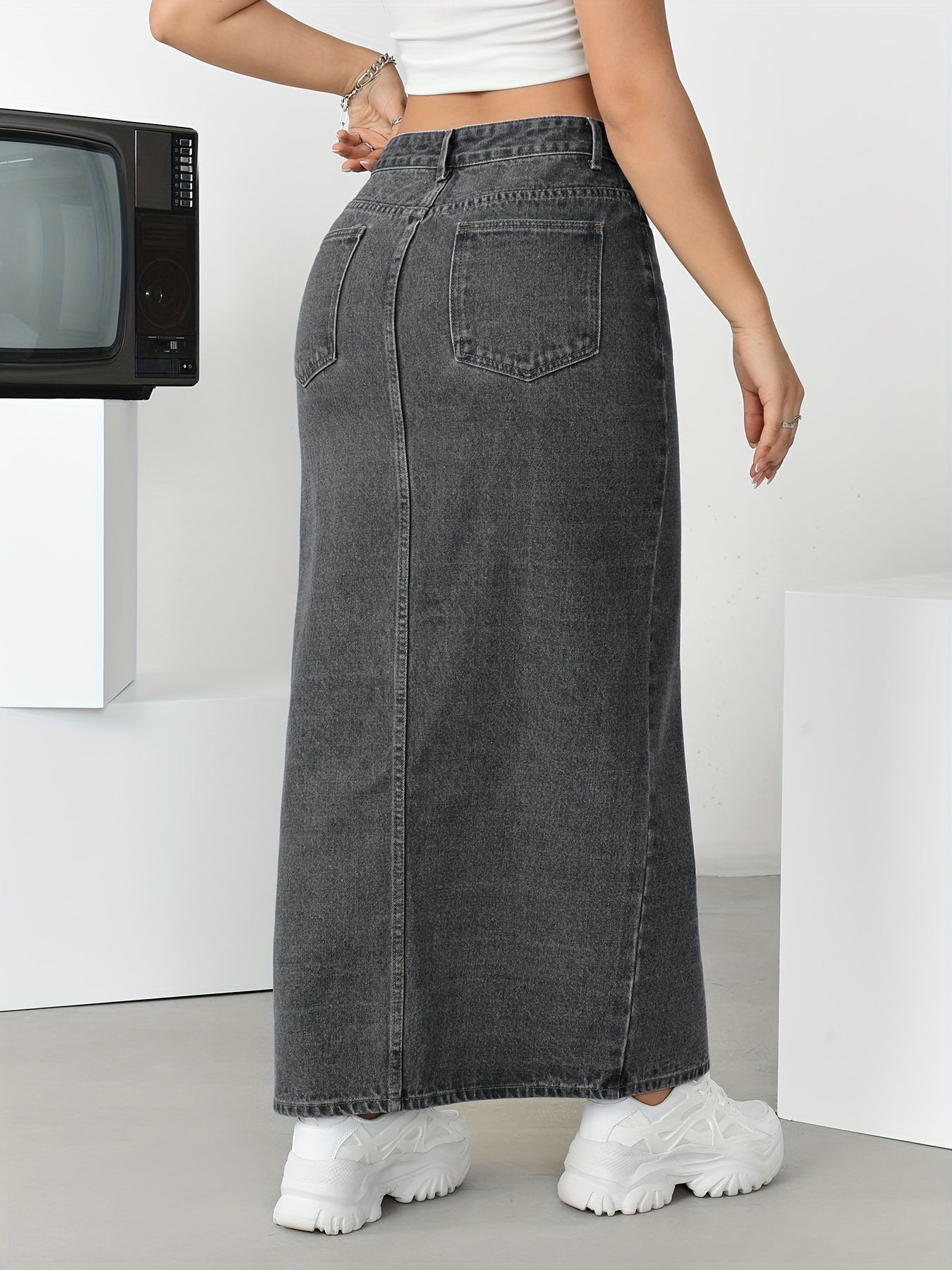 Women's High-Waisted Split Denim Skirt, Sexy Long Plain Maxi Jean Skirt With Side Slit, Vintage Style Fashion, Casual Streetwear - Veloxea