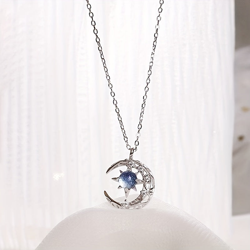 Moon Star Pendant Necklace Inlaid Shiny Moonstone Dainty Clavicle Chain For Women - Veloxea