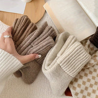 5 Pairs Simple Solid Thickened Socks, Comfy & Soft Unisex Mid Tube Socks, Women's Stockings & Hosiery - Veloxea