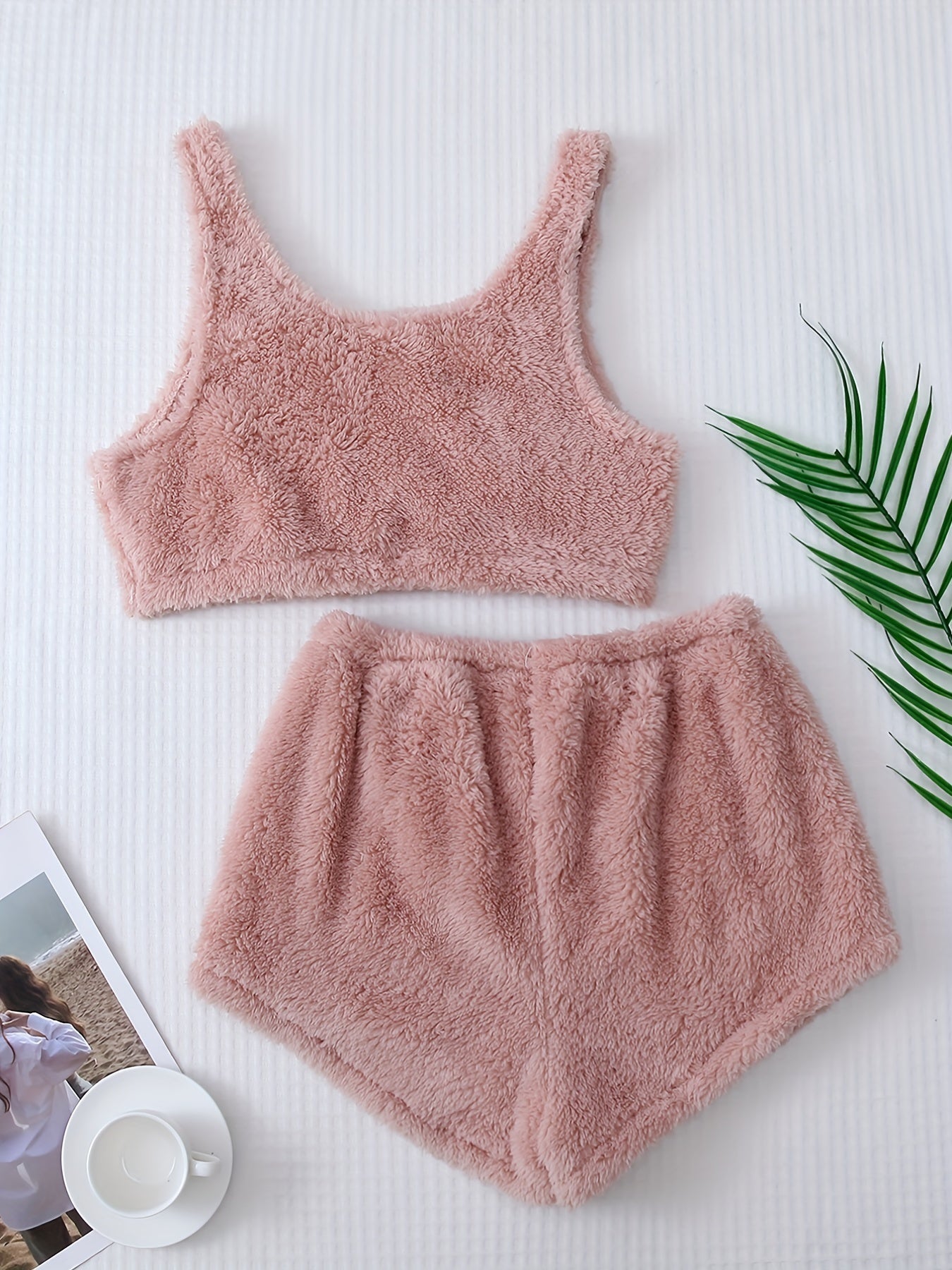 Cartoon Bear Print Pajama Set, Crew Neck Tank Top & Elastic Waistband Shorts, Women's Sleepwear & Loungewear - Veloxea
