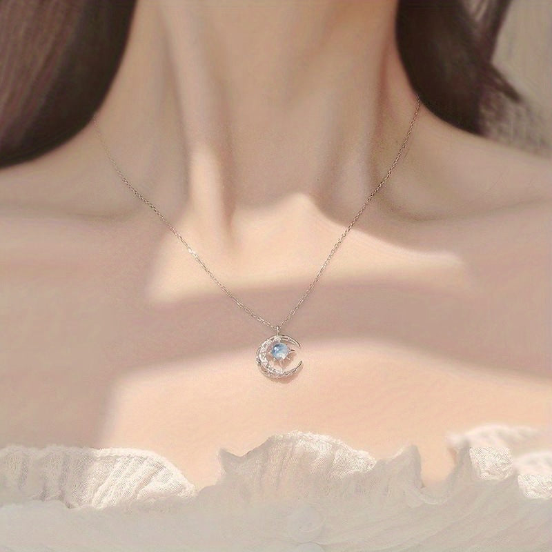 Moon Star Pendant Necklace Inlaid Shiny Moonstone Dainty Clavicle Chain For Women - Veloxea